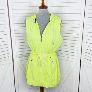 Tommy Hilfiger Sleeveless Cinch Waist Packable Nylon Vest Neon Yellow Large